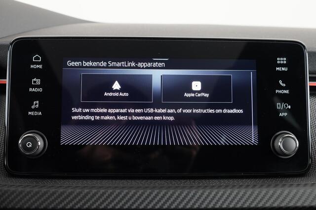 Skoda Kamiq Monte Carlo 1.0 TSI 115 pk 6 versn. Hand | Led Matrix | Winter pakket | Panoramadak | Achteruitrijcamera