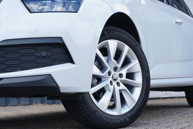 Skoda Kamiq 1.0 TSI Sport | TREKHAAK | SPORTSTOELEN | CLIMATE | CARPLAY |