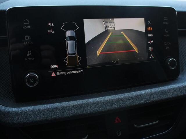 Skoda Kamiq 1.0 TSI 115pk Automaat Business Edition | Navigatie | Android Auto / Apple Carplay | Climate Control | Camera | Parkeer sensoren | Lichtmetalen Velgen | Dab | Digitale Cockpit | Keyless | Led | Cruise Control