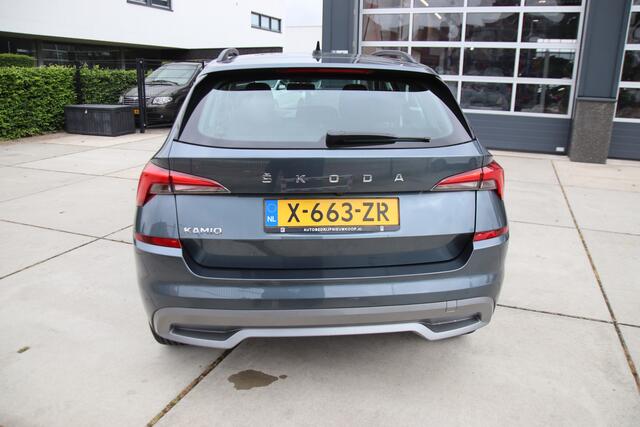 Skoda Kamiq 1.0 TSI DSG Style Business Stoelvw, Camera-Carplay, Nieuwstaat Lente aanbieding!