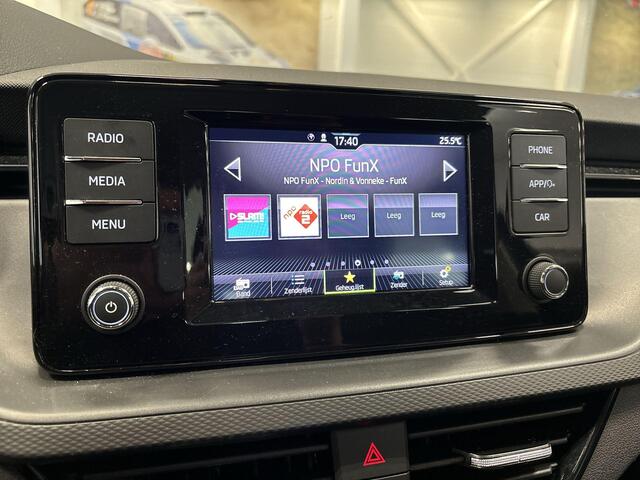 Skoda Kamiq 1.0 Tsi 110pk Ambition · Apple/Android Car Play · Cruise Control · Airco · DAB · 16'' Inch · Garantie t/m 11-05-2027 of 100.000km