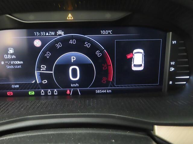 Skoda Kamiq 1.5 TSI DSG ACT Business Edition Stoel + Voorruitverwarming - Blindspot detectie - Navigatie - P.sensoren V+A - NL auto