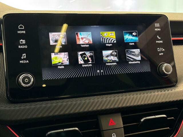 Skoda Kamiq 1.0 115pk TSI Monte Carlo | Winter pakket | Charging | 18" Velgen |