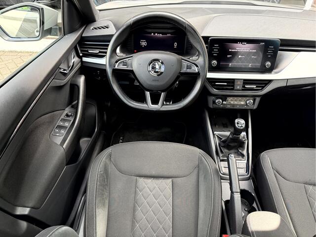 Skoda Kamiq 1.5 TSI ACT Sport Business Panoramadak, Sportstoelen, 18 inch