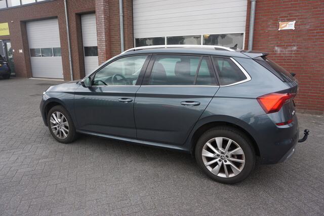 Skoda Kamiq 1.0 TSI STYLE LUXE!! AUG 2021 DIGITALE COCKPIT STOELVERWARMING FULL LED AFN.TREKHAAK NAVIGATIE ANDROID-APPLECARPLAY ECC AIRCO CRUISECONTROL PDC V+A 17INCH ENZ...