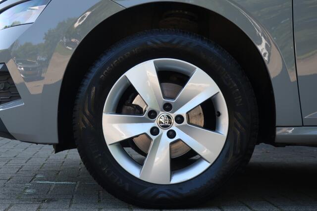 Skoda Kamiq 1.0 TSI 110PK, Apple Carplay/ Android Auto, LED Verlichting, Clima, etc.