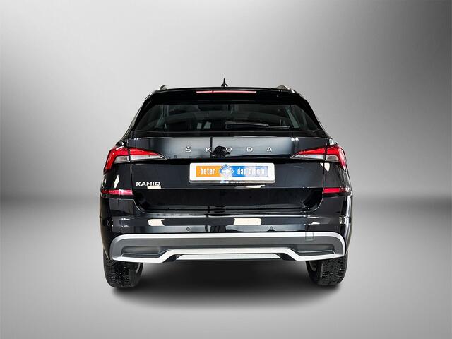 Skoda Kamiq 1.0 110pk TSI Selection Adaptive Cruise Control | Parkeersensoren achter | Smartlink