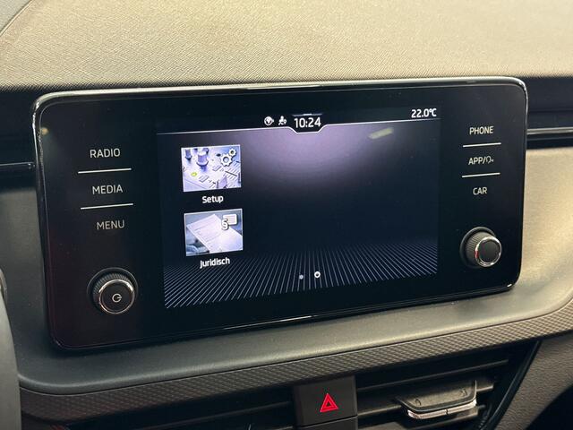 Skoda Kamiq 1.0 110pk TSI Selection Parkeersensoren achter | Adaptive Cruise Control | Stoelverwarming