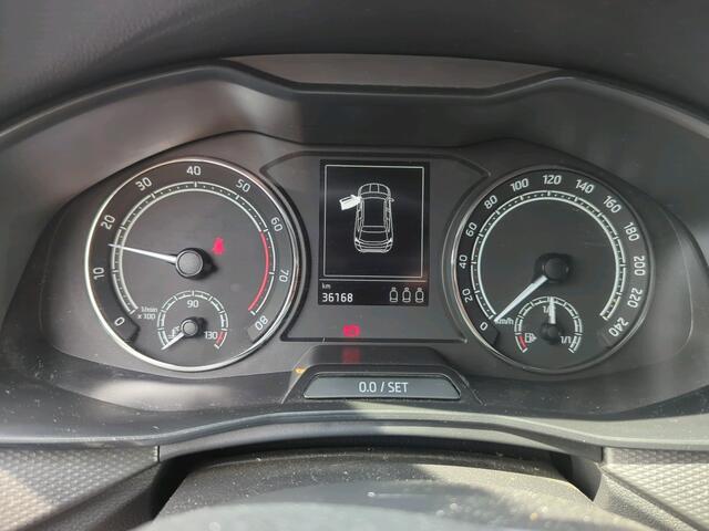 Skoda Kamiq 1.0 TSI 115pk Ambition / Smart-Link / Airco / 16" LMV
