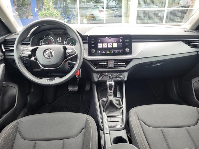 Skoda Kamiq 1.0 TSI 111PK Automaat Ambition, Carplay, Rijklaar met beurt & garantie