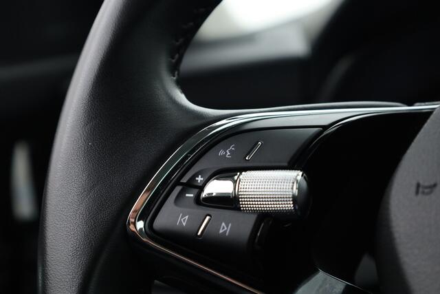 Skoda Kamiq 1.0 TSI DSG | Navi by App | Camera | LED | Clima | All Seasons |