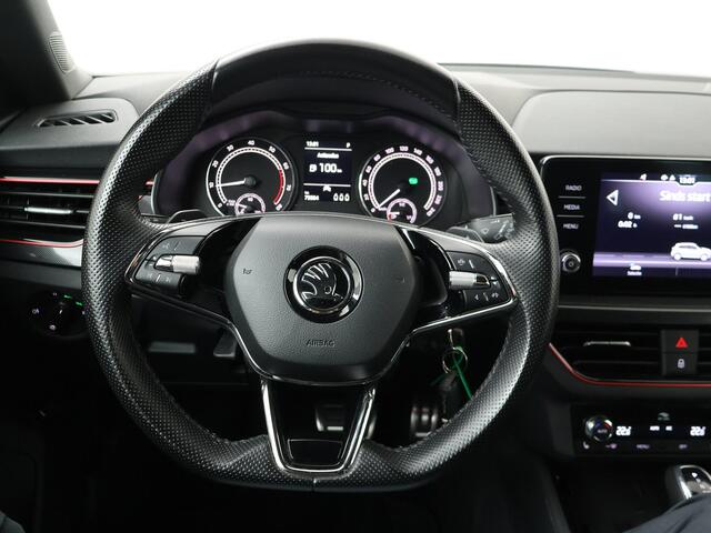 Skoda Kamiq 1.0 TSI Sport Business | 110 PK | Automaat | Trekhaak wegklapbaar | Panoramadak |