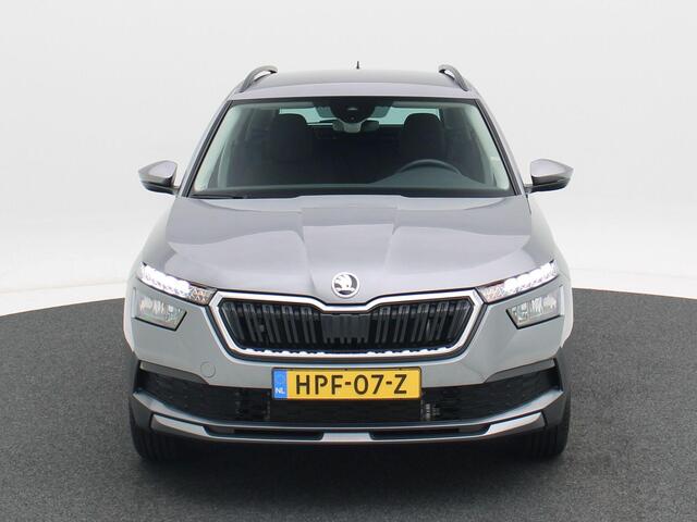 Skoda Kamiq 1.0 TSi 110 Pk Ambition | Adaptive Cruise | Stoel Verwarming | Carplay | Parkeersensoren | Climate Control |Privacy Glass | Digitaal Dashboard | 16 Inch | 18.816 Km!