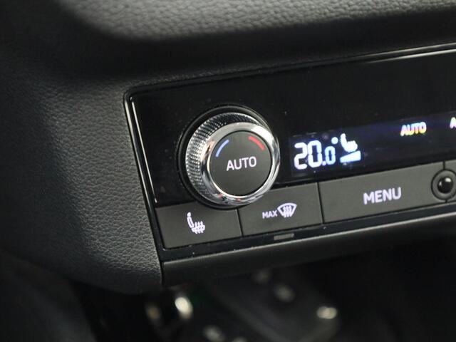 Skoda Kamiq 1.0TSI/110PK Business Edition · Apple/Android Car Play · Stoelverwarming · Parkeersensoren · Trekhaak