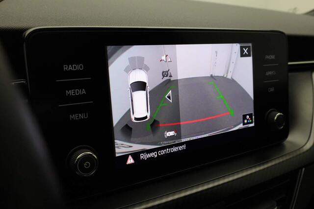 Skoda Kamiq 1.0 TSI 110 pk DSG DSG Monte Carlo | Panoramadak | Achteruitrijcamera | Stoelverwarming | Virtual Cockpit