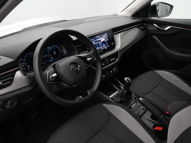 Skoda Kamiq 1.0 TSI 115 pk Style | Full LED koplampen | Achteruitrijcamera | Sportonderstel | Cruise Control | Carplay | DAB | 17 inch