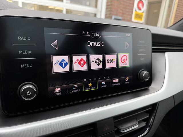 Skoda Kamiq 1.0 TSI Sport Business Panoramadak, Stoelverwarming