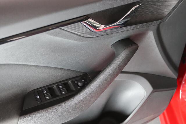 Skoda Kamiq 1.5 TSI 150PK, ACT Sport Business, Panoramadak, App Connect,