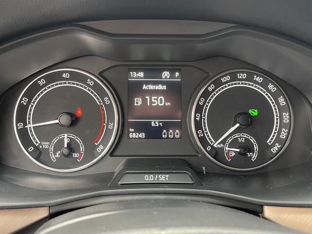 Skoda Kamiq 1.0 TSI Business Edition 16"/ Stoel + stuurverwarming/Keyless/Camera/Apple Carplay & Android Auto/PDC v+a/Climate