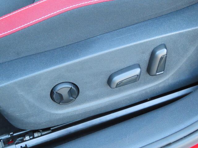 Skoda Kamiq 1.5 TSI ACT Monte Carlo DSG | pano dak | stoelverwarming | adaptive cruise