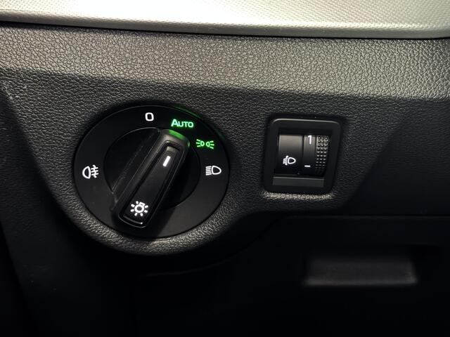 Skoda Kamiq 1.0 TSI Ambition | Cruise | Clima | Camera | PDC achter | Carplay | LM velgen ( Vestiging - Vianen )