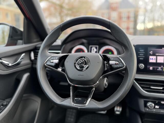 Skoda Kamiq 1.5 TSI ACT DSG Monte Carlo | Pano | Camera | Nieuwstaat |