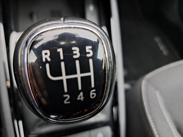 Skoda Kamiq 1.0 TSI 110 Pk Sport Business Clima Pdc Trekhaak