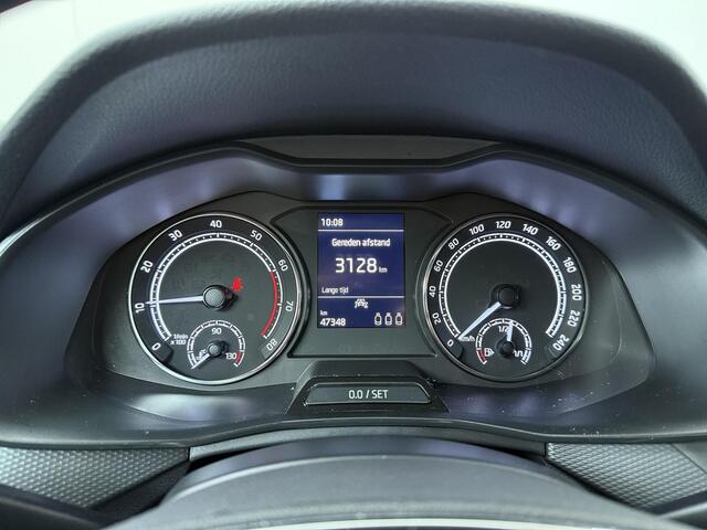 Skoda Kamiq 1.0 TSI Ambition | 110 PK | Trekhaak | Cruise control | Apple Carplay/Android Auto |