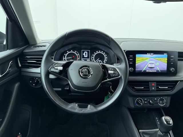 Skoda Kamiq 1.0 TSI Ambition | 110 PK | Trekhaak | Cruise control | Apple Carplay/Android Auto |