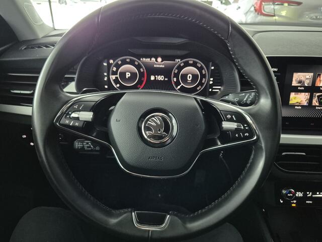 Skoda Kamiq 1.0 TSI Business Edition AUTOMAAT/Navigatie/Cruise Control/Climate control/Stoelverwarming