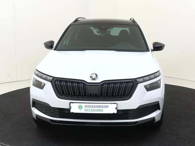 Skoda Kamiq 1.0 TSI Monte Carlo | Panoramadak | Trekhaak | Parkeerassistent | Keyless | Achteruitrijcamera | Stoel- en stuurwielverwarming | Cruise control |