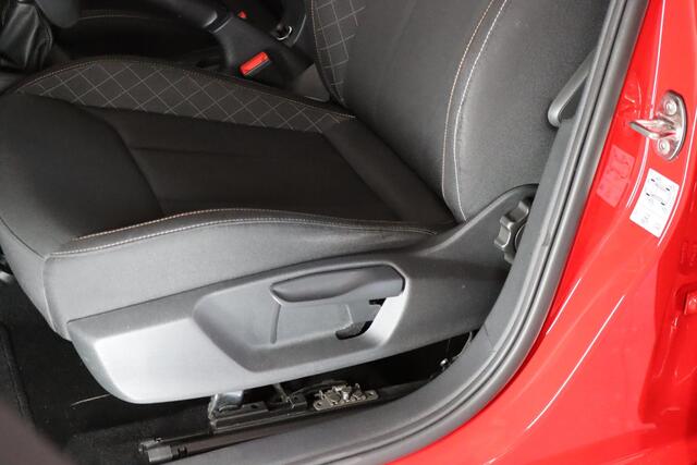 Skoda Kamiq 1.5 TSI 150PK 4 Cillinder Sport, Panoramadak, App Connect,