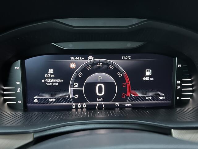 Skoda Kamiq 1.5 TSI ACT Business Edition | Dealer onderhouden | Lage km stand | Automaat | Trekhaak | Stoelverwarming |