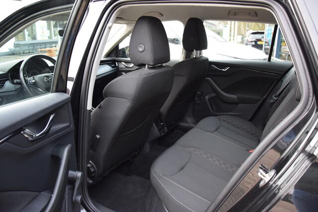 Skoda Kamiq 1.0 TSI 110PK Ambition DSG Automaat | Org. NL | BOVAG Garantie | Trekhaak | DAB | Apple Carplay/Android Auto | Parkeersensoren | Cruise Control |