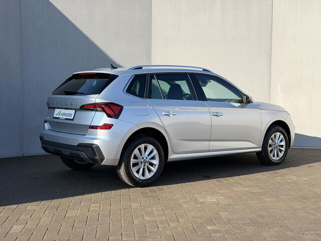 Skoda Kamiq 1.0 TSI Selection Automaat / Travel-pakket / Trekgewicht 1200 kg / Adaptief cruise control / Stuur-& Stoel verwarming / Navigatie via Apple Carplay of Android Auto / Achteruitrijcamera / Keyless Entry/Start / Climate control /