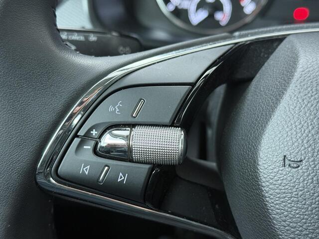 Skoda Kamiq 1.0 TSI Ambition | 110 PK | Cruise control | LED verlichting | Apple Carplay/Android Auto |