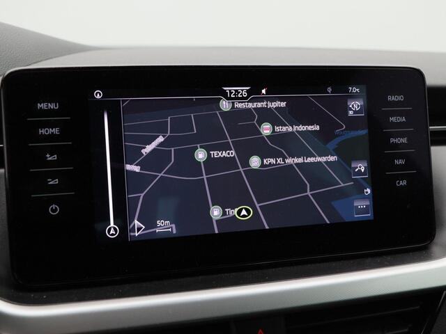 Skoda Kamiq 1.0 TSi 115 Pk Automaat Sport Business | Cruise Control | Climate Control | Navigatie | Carplay | Parkeersensoren | 17 Inch