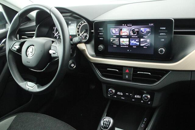 Skoda Kamiq 1.0 TSI 110pk Style Trekhaak Camera Stoelverwarming Carplay