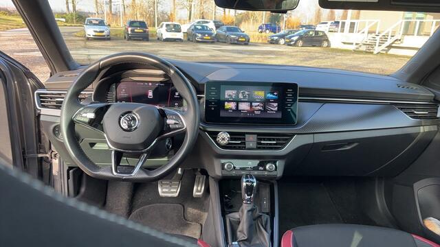 Skoda Kamiq 1.5 TSI 150pk ACT Business Edition DSG / Panoramadak / Navigatie / Camera