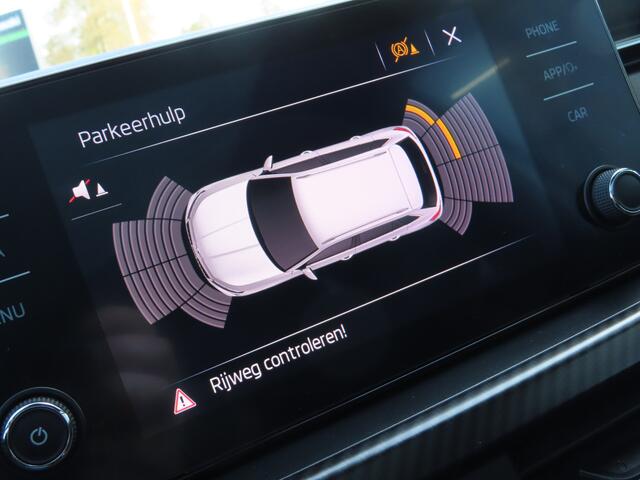 Skoda Kamiq 1.5 TSI ACT Monte Carlo DSG | pano dak | stoelverwarming | verwarmbare voorruit