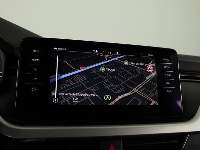 Skoda Kamiq 1.0 TSI Business Edition 115pk | Navigatie | Stoelverwarming | Virtual Cockpit | Cruise controle | Parkeersensoren voor en achter