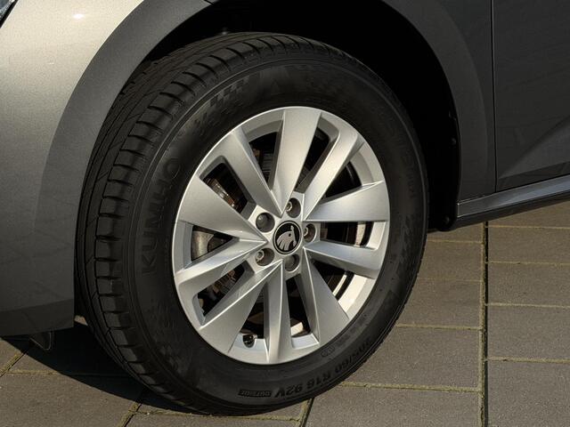 Skoda Kamiq 1.0 TSI Business Edition 110pk AUTOMAAT | Camera | Carplay | Cruise | aut.airco