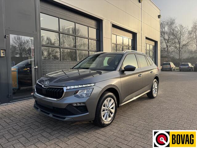 Skoda Kamiq 1.0 TSI Business Edition Rijklaarprijs Incl. afleveringsbeurt en 12 maanden BOVAG-garantie | Achteruitrijcamera | Apple Carplay/Android Auto | Keyless Entry | Cruise Control |