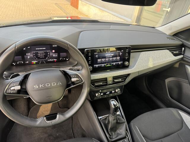 Skoda Kamiq 1.0 TSI Business Edition Rijklaarprijs Incl. afleveringsbeurt en 12 maanden BOVAG-garantie | Achteruitrijcamera | Apple Carplay/Android Auto | Keyless Entry | Cruise Control |