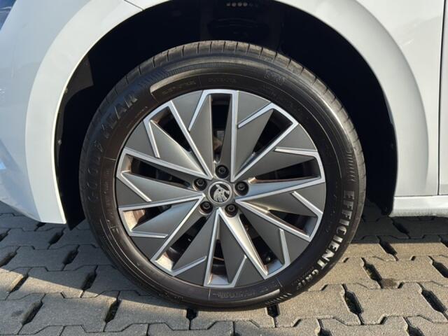 Skoda Kamiq 1.0 TSI CLEVER TREKHAAK/PDC/STOELVERW