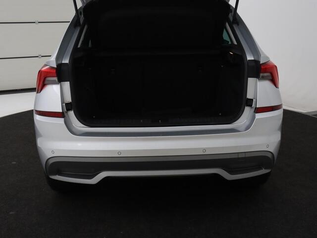 Skoda Kamiq 1.0 TSI Business Edition | Stoelverwarming | Carplay | Navigatie | Keyless | Virtual Cockpit | Full LED | Parkeerhulp | Climate control | Cruise control | Bluetooth