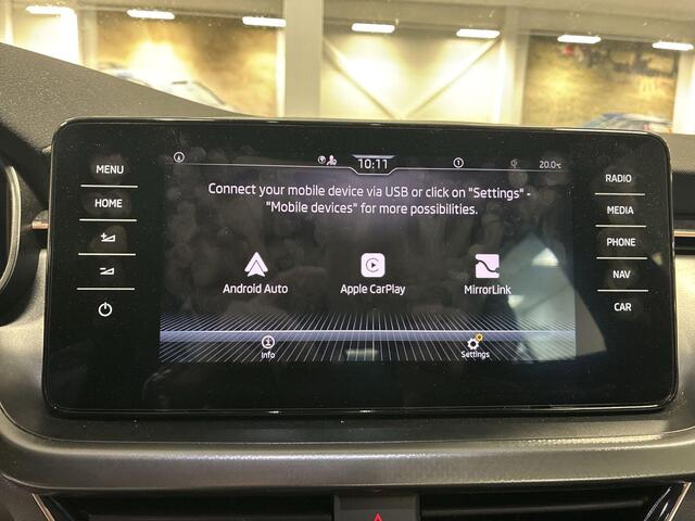 Skoda Kamiq 1.0 TSI 110pk DSG Business Edition · Apple/Android Car Play · Stoelverwarming · Keyless · Navigatie · P-Sensoren · Clima · 16"Velgen · Garantie t/m 02-11-2027 of 100.000km