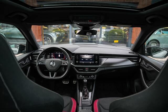 Skoda Kamiq 1.0 TSI Business Edition Monte Carlo Panoramadak Stoelverw. Carplay Digital Dash