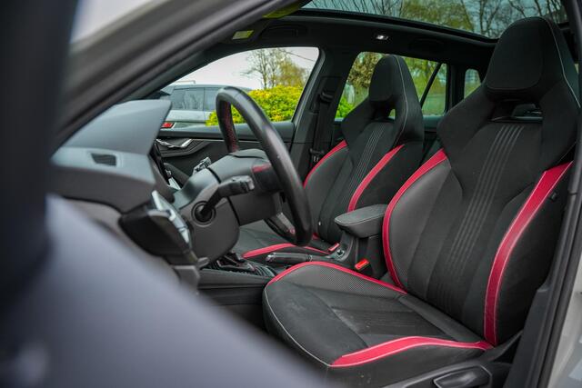 Skoda Kamiq 1.0 TSI Business Edition Monte Carlo Panoramadak Stoelverw. Carplay Digital Dash