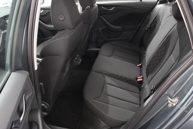 Skoda Kamiq 1.0 TSI 116pk Ambition | Navigatie | Smart link/Apple Carplay/Android auto | Led Verlichting | Airco | Stoelverwarming | PDC Achter